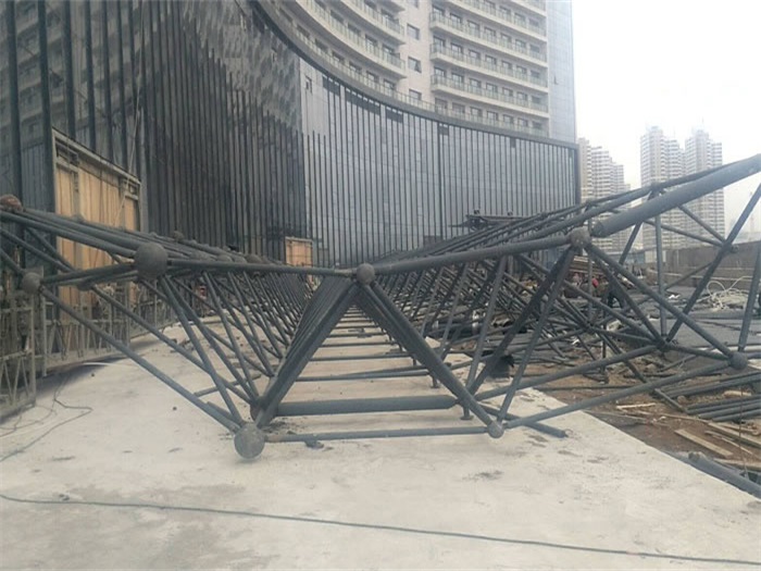 南康万豪酒店雨棚网架